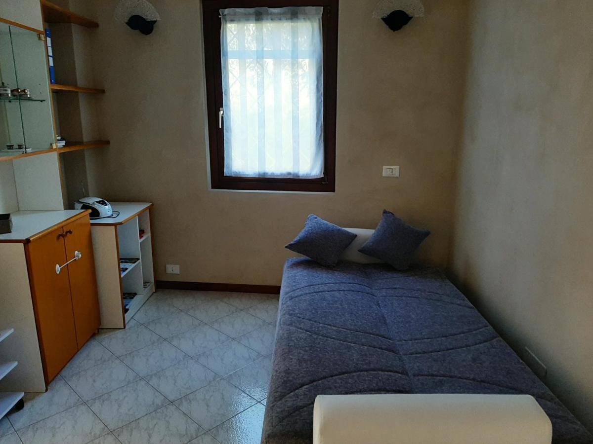 Casa Bibi Villa แบร์กาโม ภายนอก รูปภาพ
